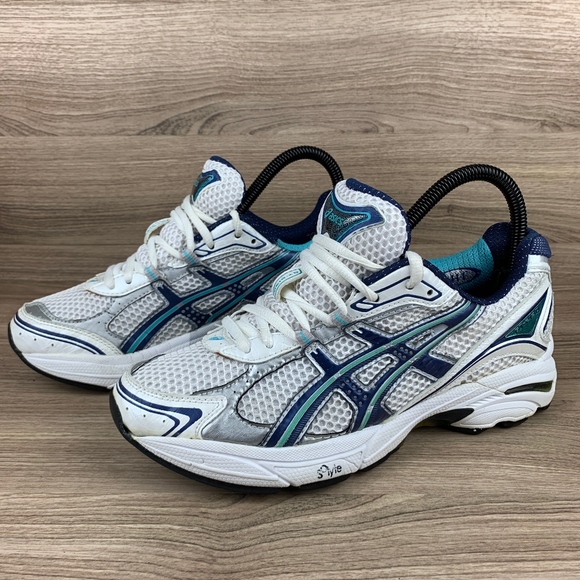 asics 2130